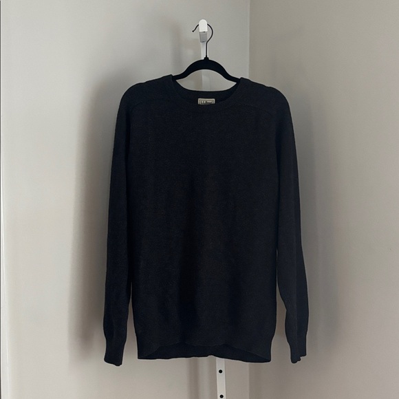 LL Bean Vintage Heather Charcoal Gray 100% Lambs Wool Crewneck Sweater Sz Large - Picture 2 of 7